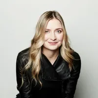 writer Caitlin Carlson